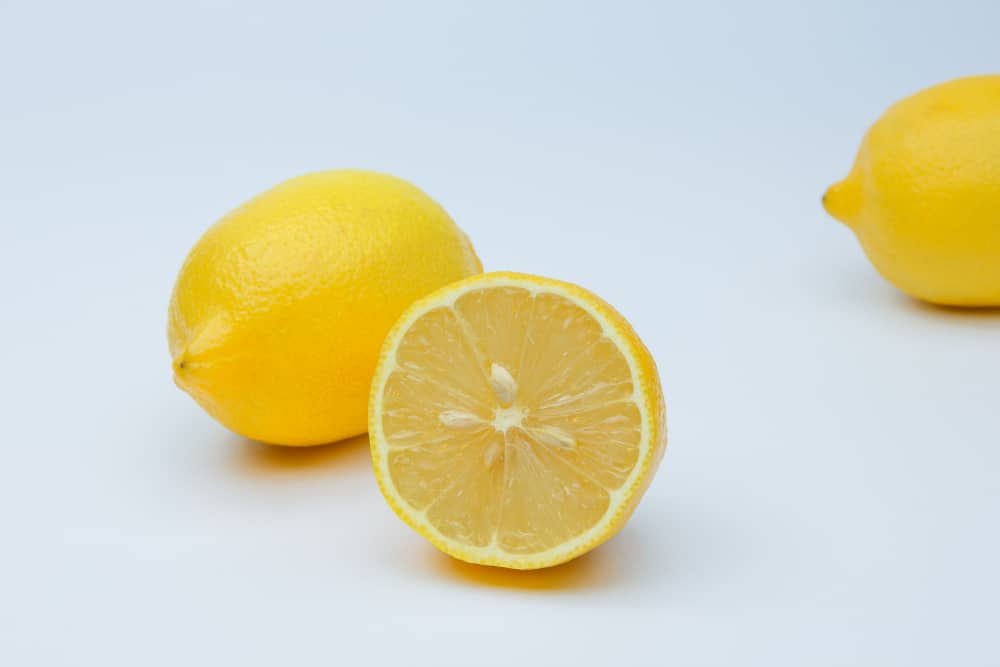 Simple & Actionable Tips for Water Spots Removal from Mirrors