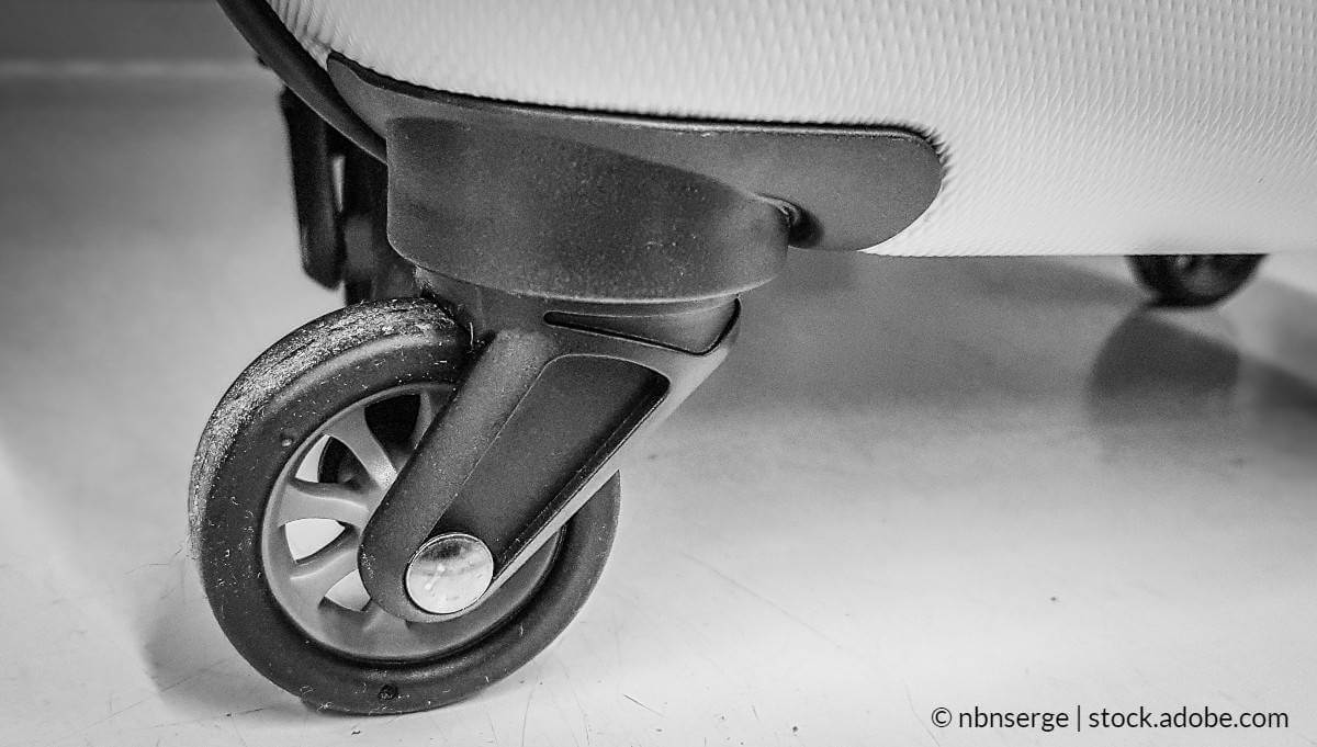 HOW TO REPAIR YOUR SUITCASE & SAVE MONEY?